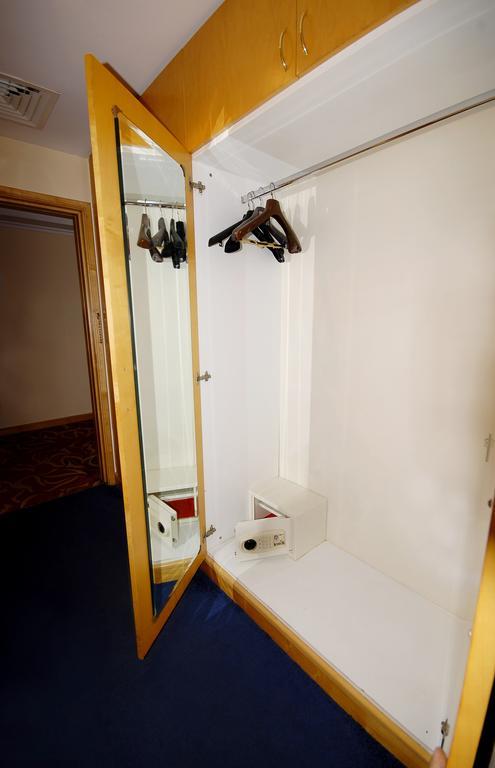 Kings Square Hotel Llc Dubaï Extérieur photo